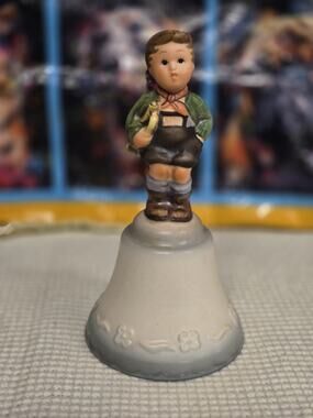 Schmid Hummel Bell Back the Herald 1984 First Annual Statuette Bell